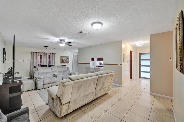 4620 SW 43rd Terrace, Dania Beach, FL 33314