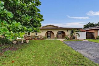 4620 SW 43rd Terrace, Dania Beach, FL 33314