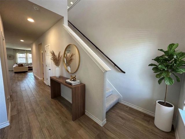 128 Limonite LN, Liberty Hill, TX 78642