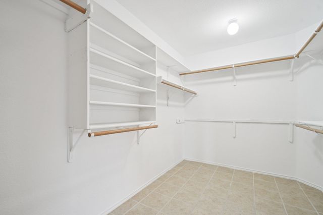 1300 Leah LN, Round Rock, TX 78665