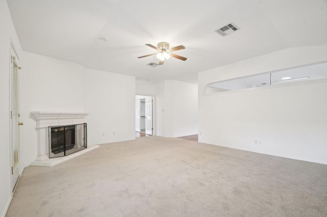 1300 Leah LN, Round Rock, TX 78665