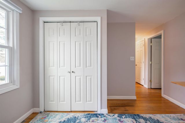18 Hillside Drive, Nashua, NH 03064