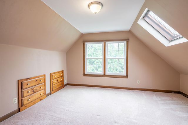18 Hillside Drive, Nashua, NH 03064