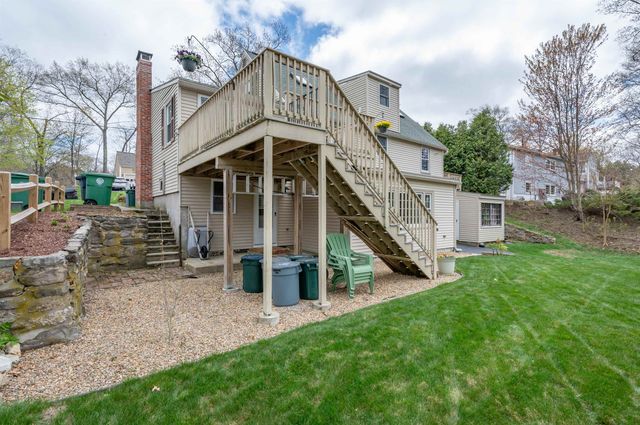 18 Hillside Drive, Nashua, NH 03064