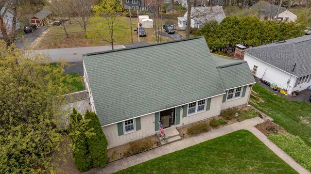 18 Hillside Drive, Nashua, NH 03064