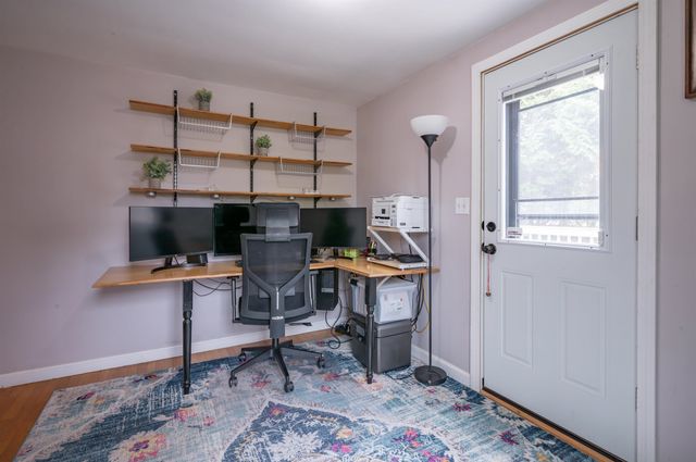 18 Hillside Drive, Nashua, NH 03064