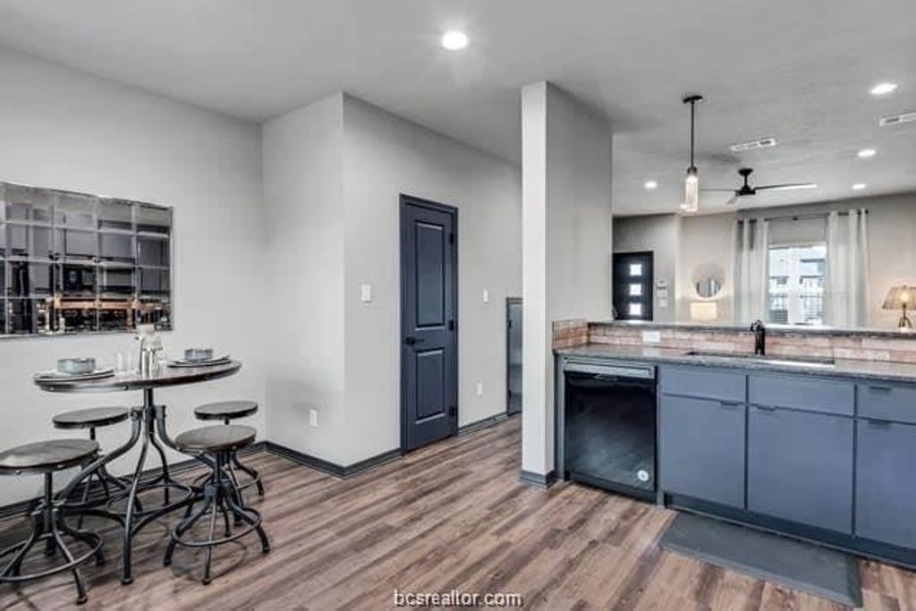 1451 ASSOCIATES (PVT) AVE #616, College Station, TX 77845 — photo 2