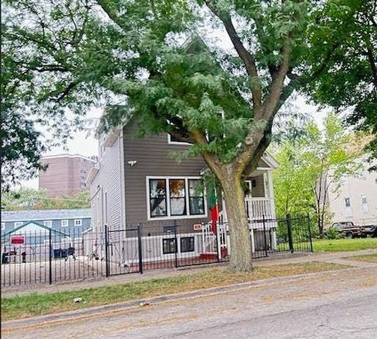 4250 S Wells Street, Chicago, IL 60609