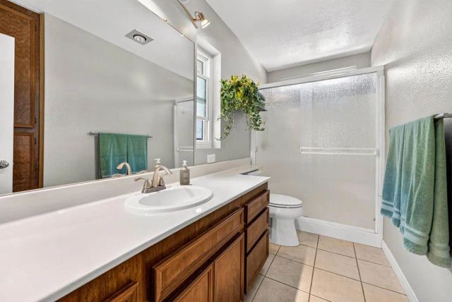 1158 Via Loma Vista, El Cajon, CA 92019