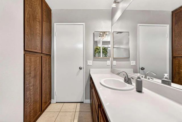 1158 Via Loma Vista, El Cajon, CA 92019