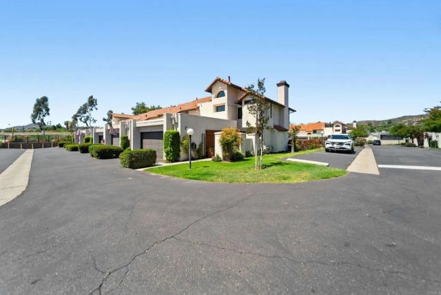 1158 Via Loma Vista, El Cajon, CA 92019