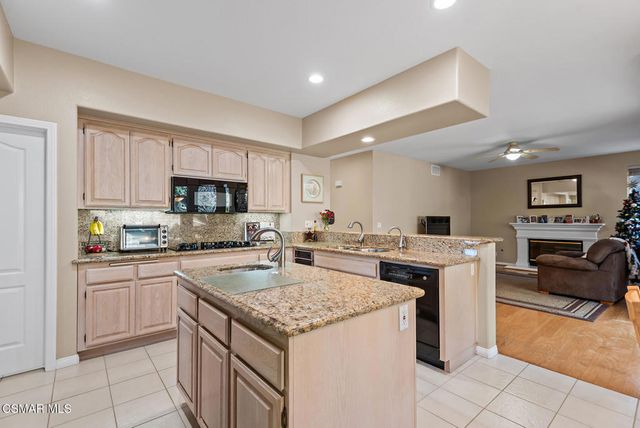 191 Regal Oak Court, Newbury Park, CA 91320