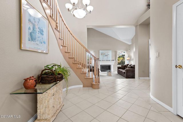 191 Regal Oak Court, Newbury Park, CA 91320