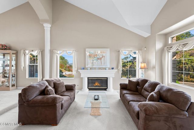 191 Regal Oak Court, Newbury Park, CA 91320