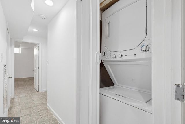 1913 W MONTGOMERY AVE, Philadelphia, PA 19121