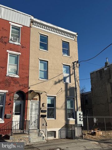 1913 W MONTGOMERY AVE, Philadelphia, PA 19121