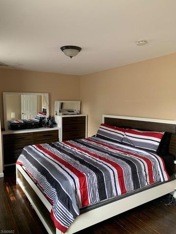179 Richelieu Ter, Newark City, NJ 07106