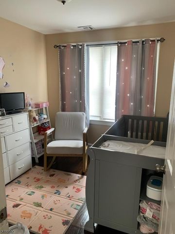 179 Richelieu Ter, Newark City, NJ 07106