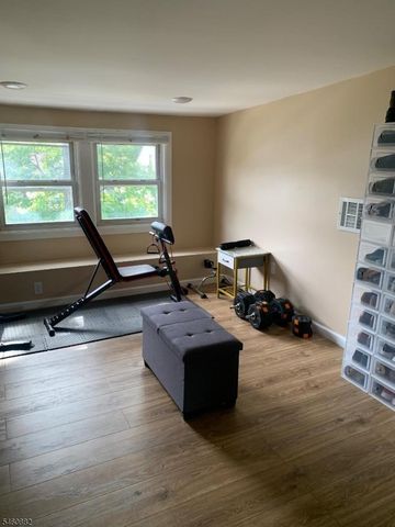 179 Richelieu Ter, Newark City, NJ 07106