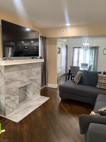 179 Richelieu Ter, Newark City, NJ 07106