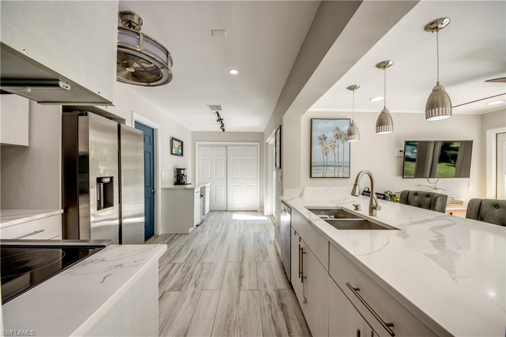 Image 13 of property listing at 4339 PELICAN BLVD, Cape Coral, FL 33914