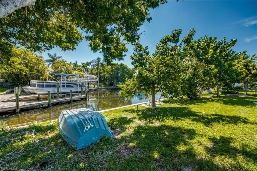 Image 33 of property listing at 4339 PELICAN BLVD, Cape Coral, FL 33914