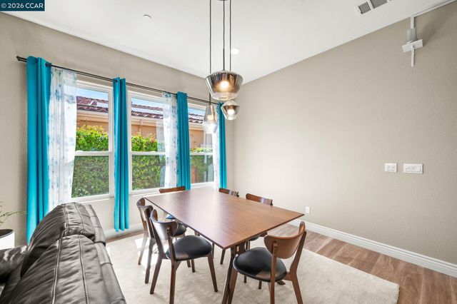 1929 Burgundy Lane, Brentwood, CA 94513