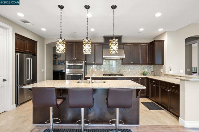 1929 Burgundy Lane, Brentwood, CA 94513