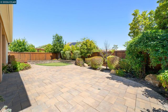 1929 Burgundy Lane, Brentwood, CA 94513