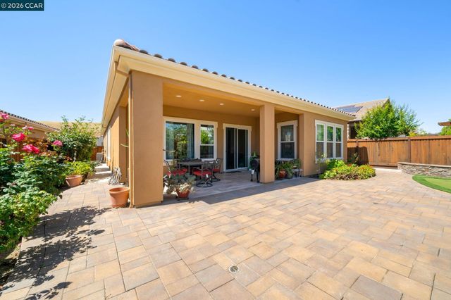 1929 Burgundy Lane, Brentwood, CA 94513