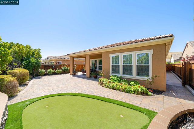 1929 Burgundy Lane, Brentwood, CA 94513