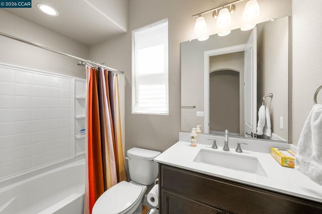 1929 Burgundy Lane, Brentwood, CA 94513
