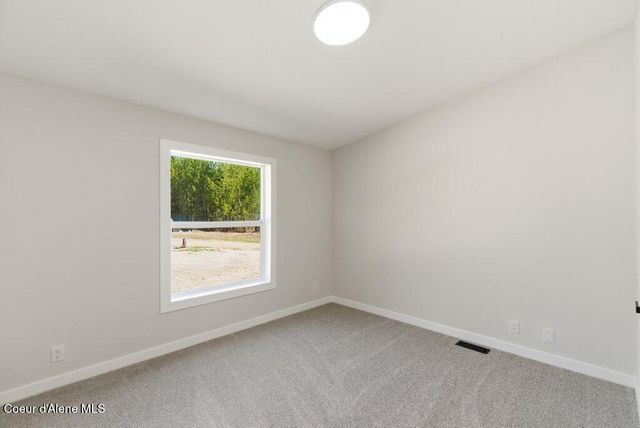 293 Sitting Bull RD, Sandpoint, ID 83864