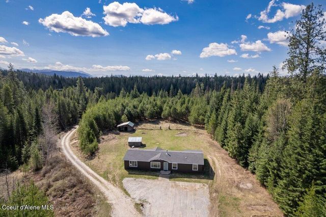 293 Sitting Bull RD, Sandpoint, ID 83864