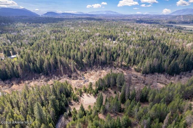 293 Sitting Bull RD, Sandpoint, ID 83864