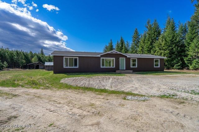 293 Sitting Bull RD, Sandpoint, ID 83864