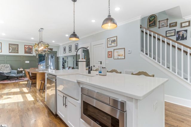 20 Bleckley Avenue, Greenville, SC 29607