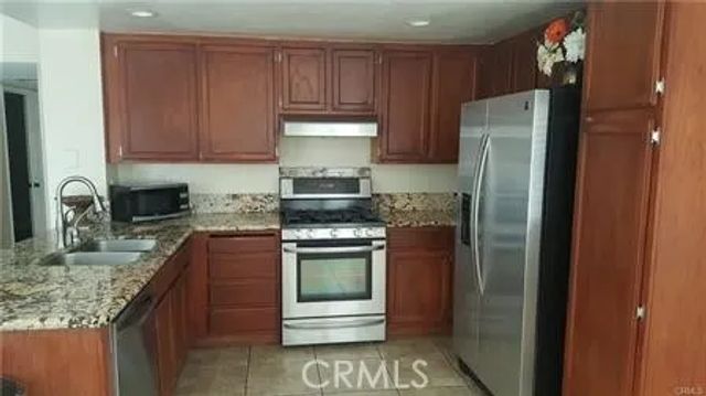 3712 Summit View Court, Corona, CA 92882