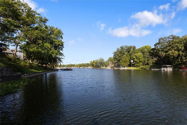 7616 NW Eastside Drive, Weatherby Lake, MO 64152