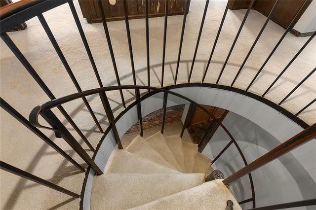7616 NW Eastside Drive, Weatherby Lake, MO 64152