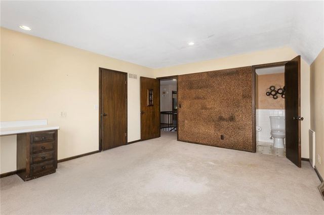 7616 NW Eastside Drive, Weatherby Lake, MO 64152