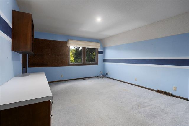 7616 NW Eastside Drive, Weatherby Lake, MO 64152