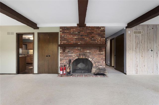 7616 NW Eastside Drive, Weatherby Lake, MO 64152