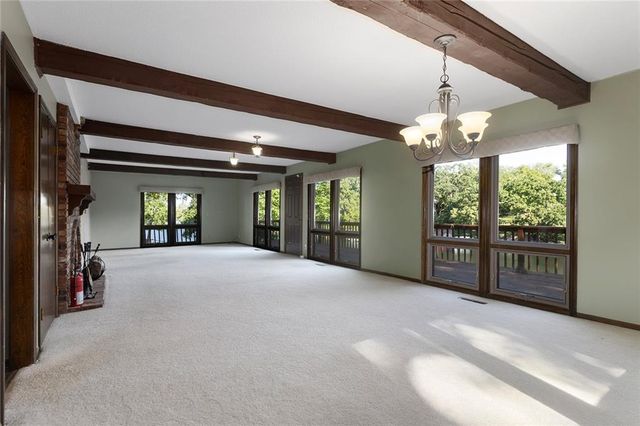 7616 NW Eastside Drive, Weatherby Lake, MO 64152