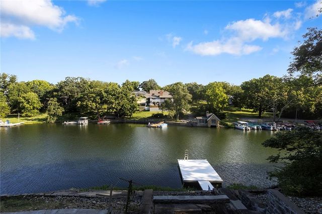 7616 NW Eastside Drive, Weatherby Lake, MO 64152