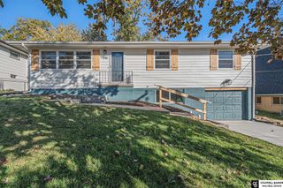 1910 Lloyd Street, Bellevue, NE 68005