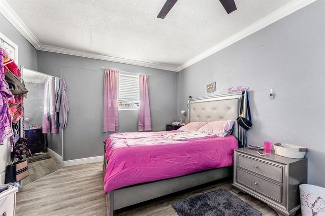 112 W 34th Street, Riviera Beach, FL 33404