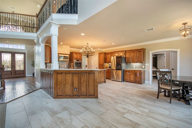 4701 Lake Drive, Celina, TX 75009