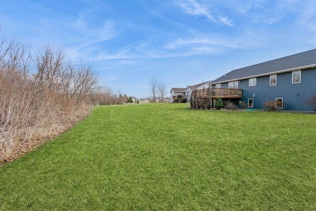 N1786 SWANEE CIRCLE, Greenville, WI 54942