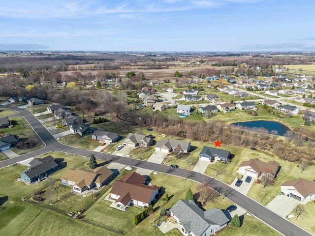 N1786 SWANEE CIRCLE, Greenville, WI 54942